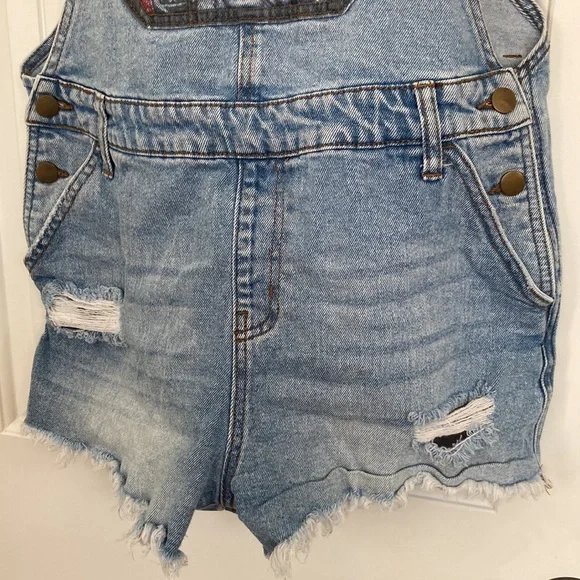 Wild fable short jean overalls/Romper With One of a Kind Design!! - Picture 3 of 7